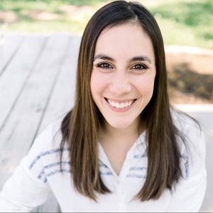 Meet your Posher, Carina